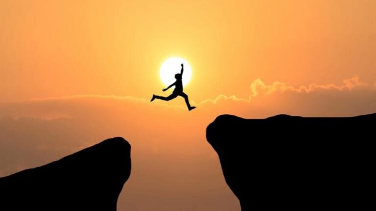 মানুষ কি আল্লাহর ইচ্ছায় বাঁধা তাকদির নিয়ন্ত্রিত রোবট?