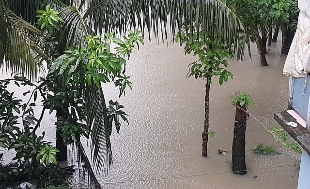 heavy rain bangladesh